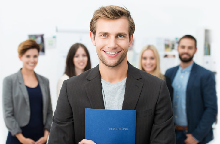 Outfit Bewerbungsgespräch Vorstellungsgespräch Bewerbung